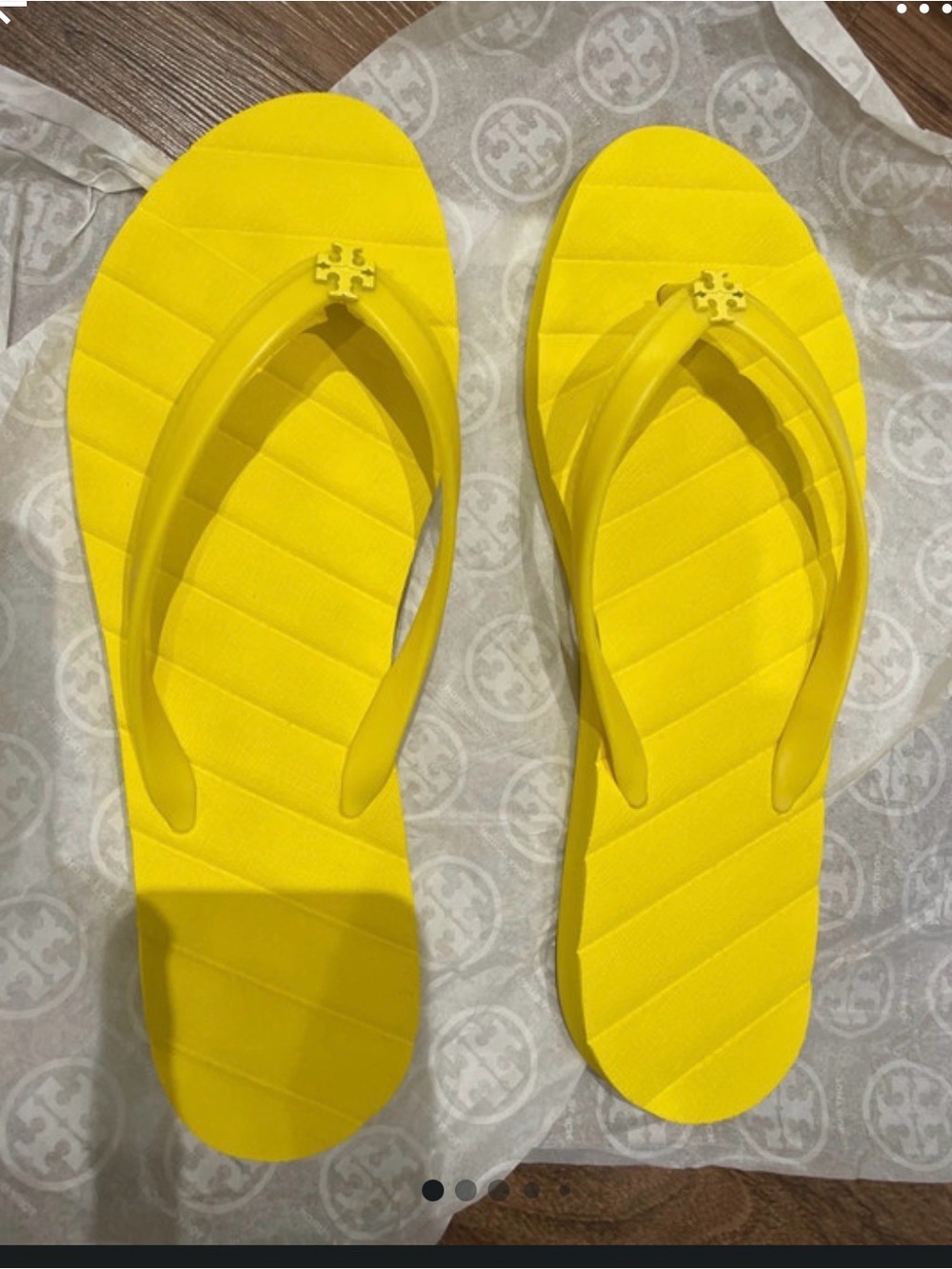 Tory Burch Kira firefly yellow Rubber Flip Flops - Casual Summer sandals